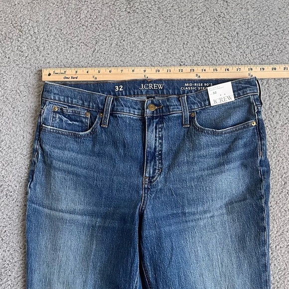 J. Crew Mid-rise '90s classic straight-fit jean in Birchwood wash Blue Sz 32 - Picture 3 of 12